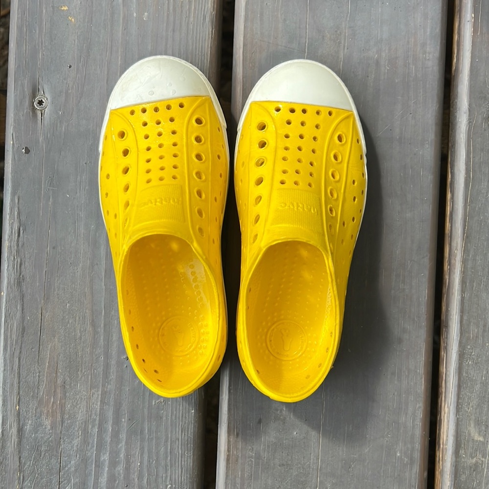 Yellow Native Jefferson Size 12C